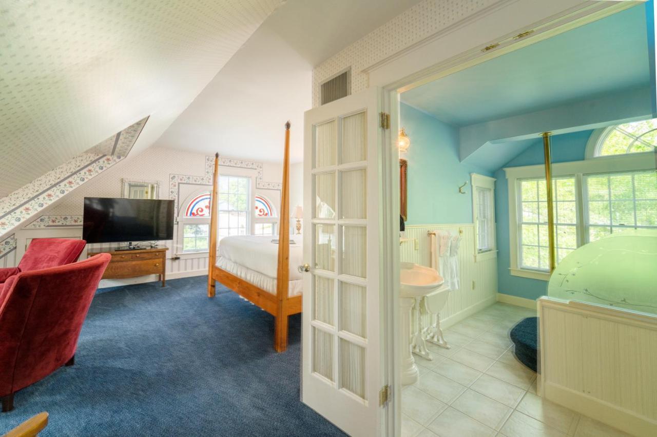 شاوث هيفن Yelton Manor Bed And Breakfast الغرفة الصورة