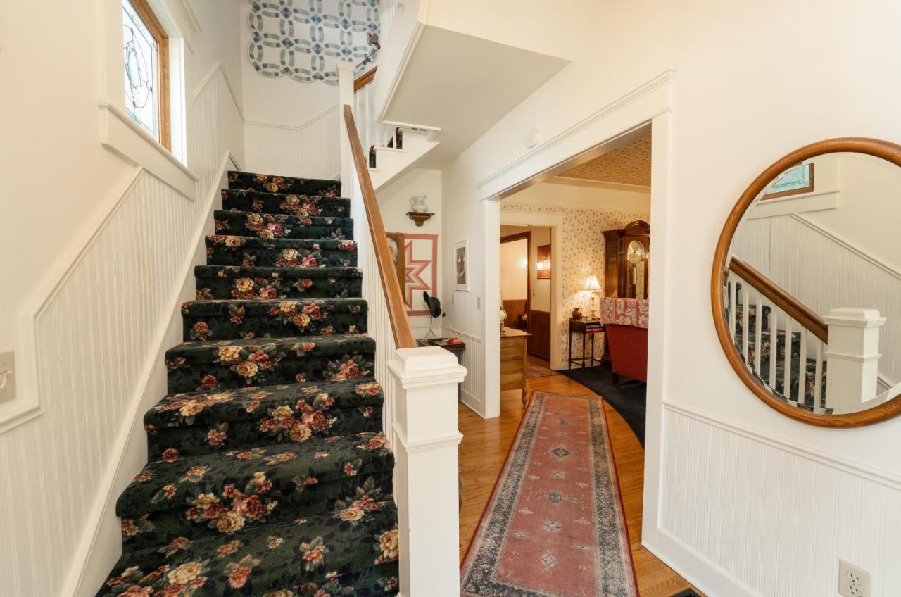 شاوث هيفن Yelton Manor Bed And Breakfast المظهر الخارجي الصورة