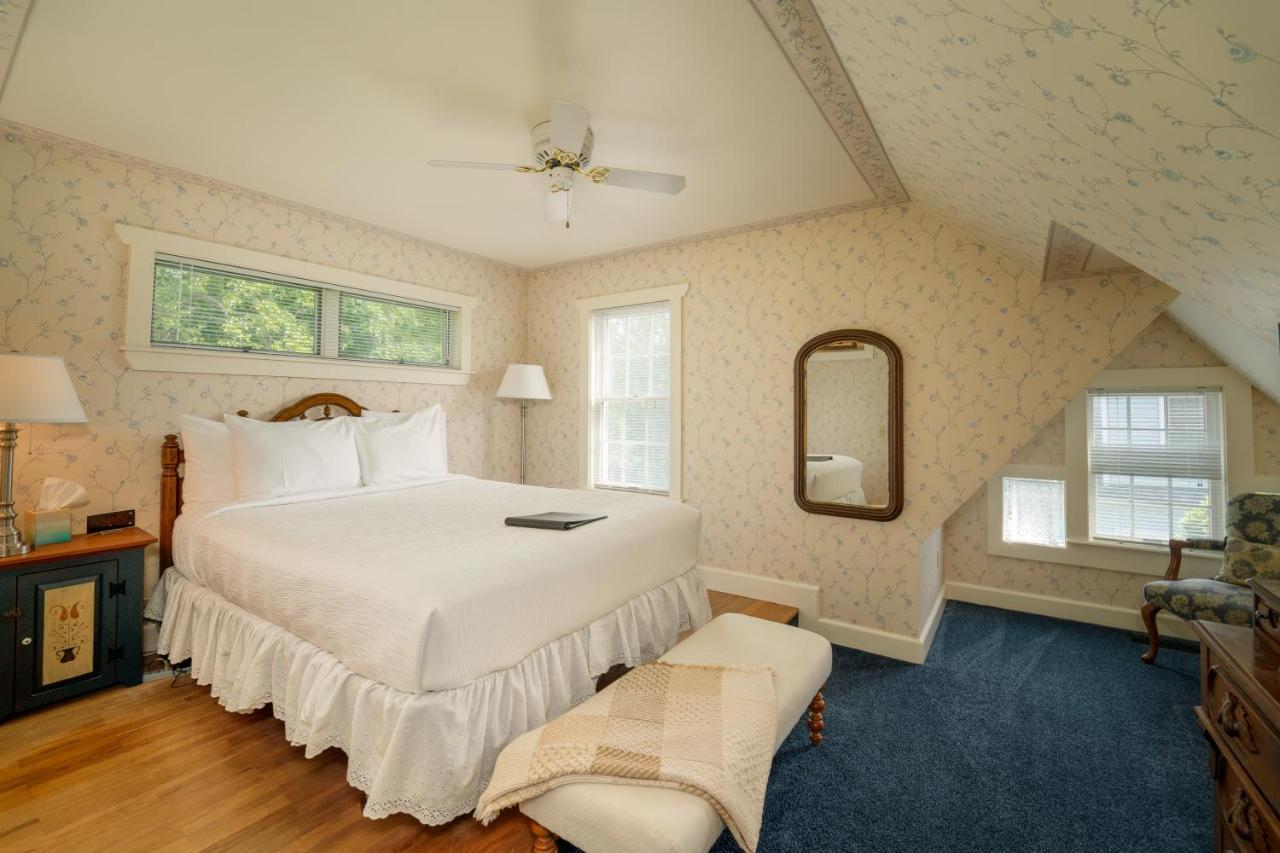 شاوث هيفن Yelton Manor Bed And Breakfast الغرفة الصورة